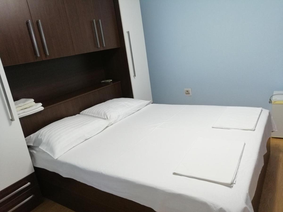 Branka Apartment เซนญ์ ภายนอก รูปภาพ