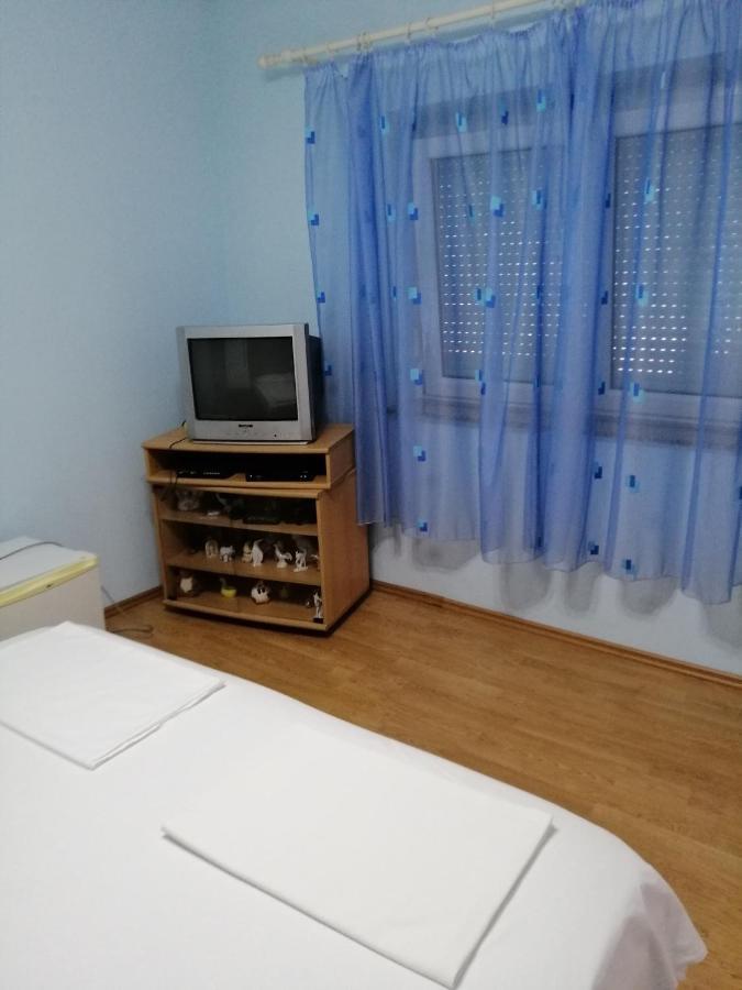 Branka Apartment เซนญ์ ภายนอก รูปภาพ
